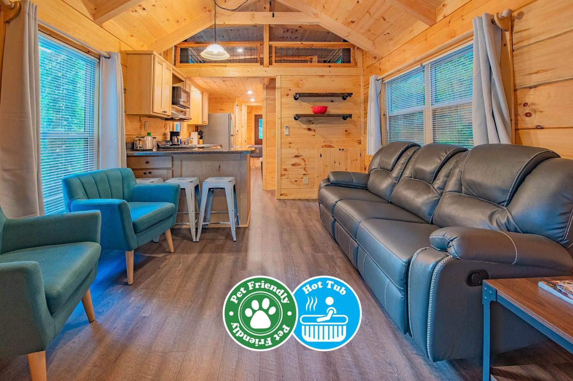 Tiny Cabin Village Private Hot Tub Lynda Cabin Чатануга Екстериор снимка